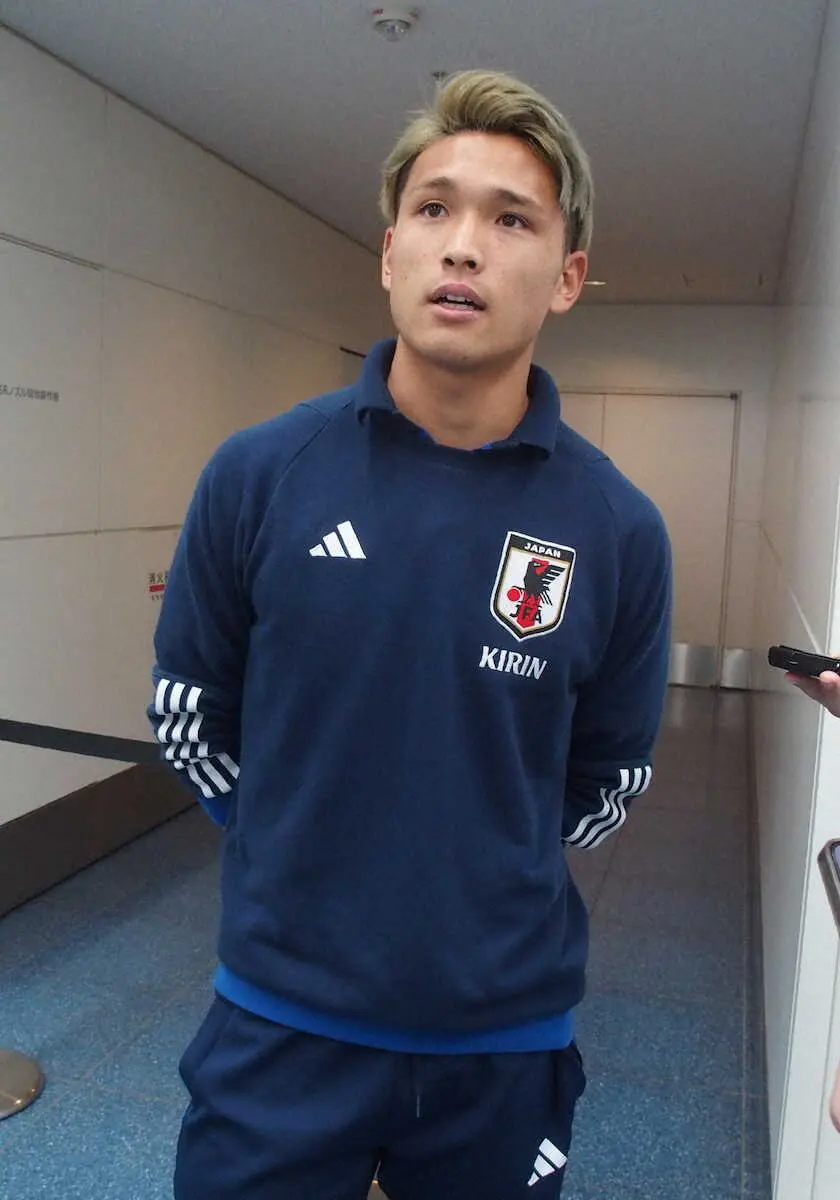 U―20日本代表が帰国　松木主将「個で打開できる選手にならないと」　U―20W杯1次リーグ敗退