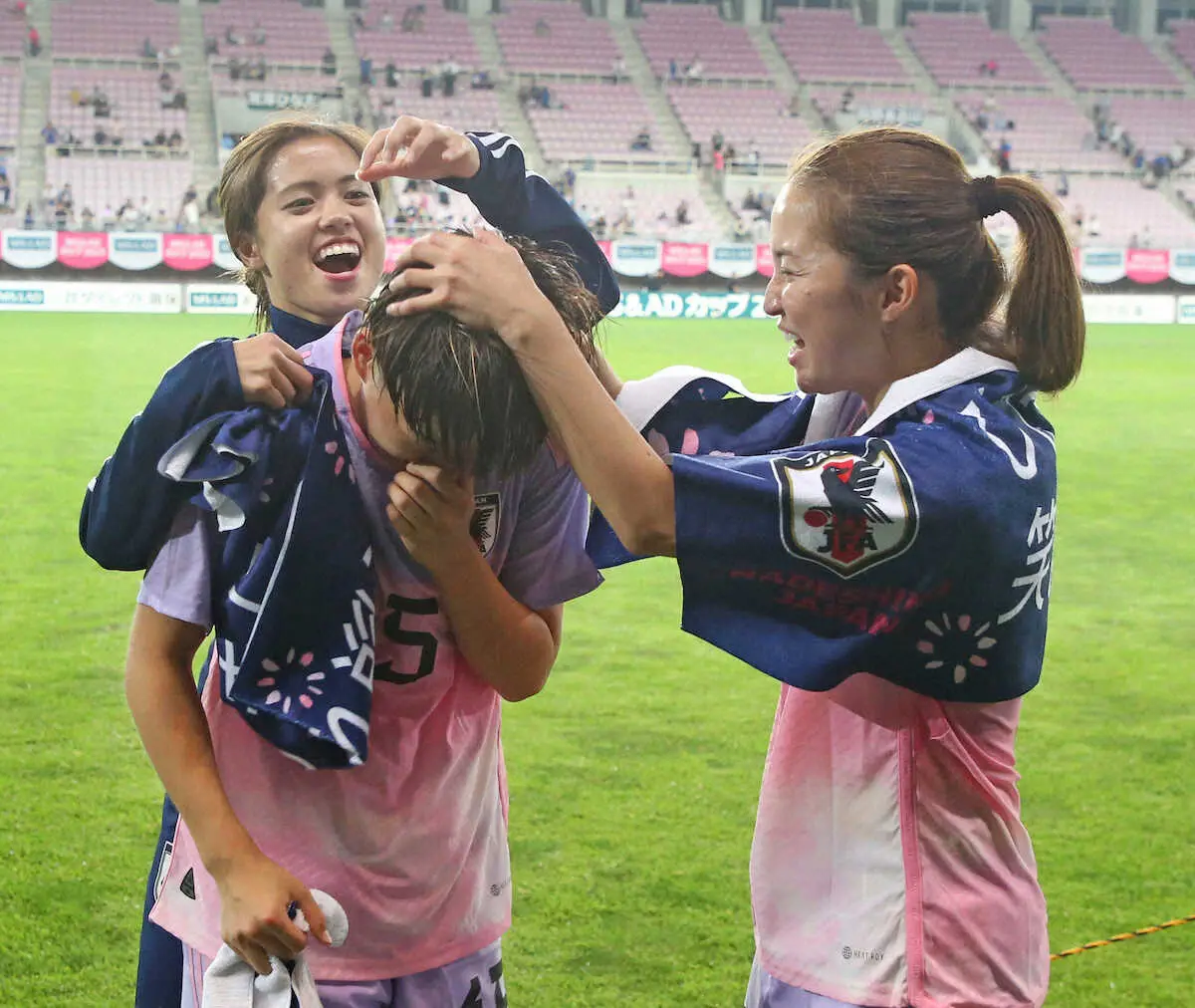 【画像・写真】W杯開幕へ弾み!なでしこMF長谷川　2得点1アシストに笑顔「本大会でもたくさんシュートを」