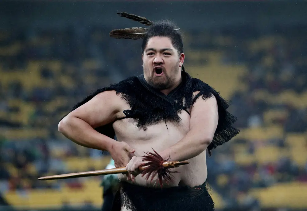 女子W杯オーストラリア・ニュージーランド大会、試合前には“マオリ族”がパフォーマンスを披露する（ロイター）