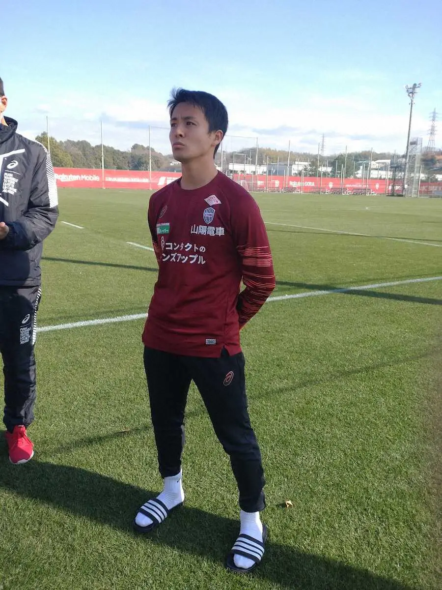 神戸　全治約1年の重傷、MF斉藤未月に4年契約を正式提示