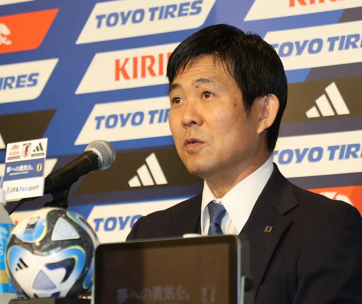 サッカー日本代表・森保一監督　新春インタビュー「結果を出せる1年にしたい」