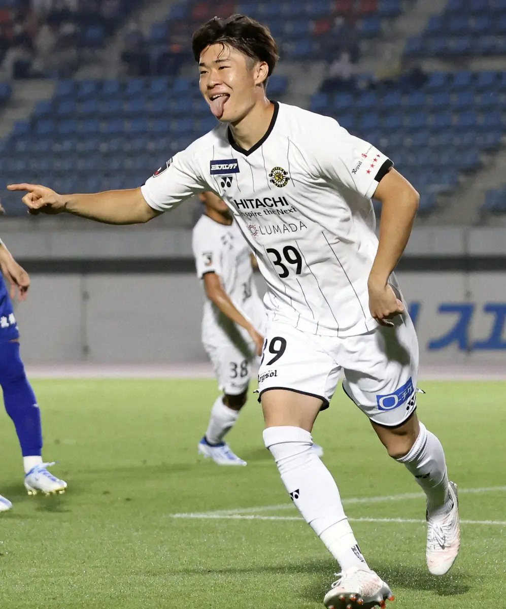 横浜FC　柏のFW森海渡を獲得　1年でのJ1復帰へ積極補強