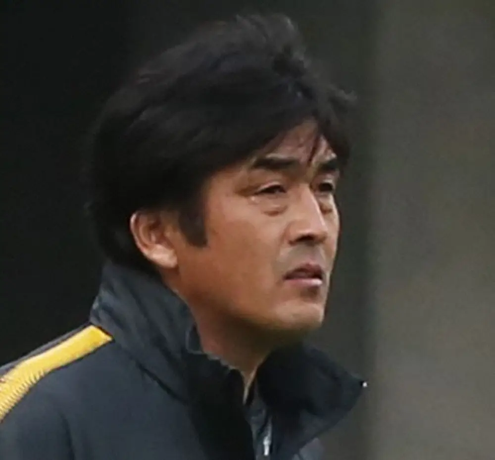 横浜FC　堀孝史氏がトップチームコーチ就任を発表　昨季は仙台の監督　