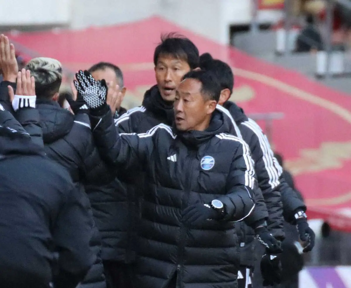 J1初勝利の町田・黒田監督が選手を称賛「積み上げたことを実践してくれた」新旧戦力の融合に手応え