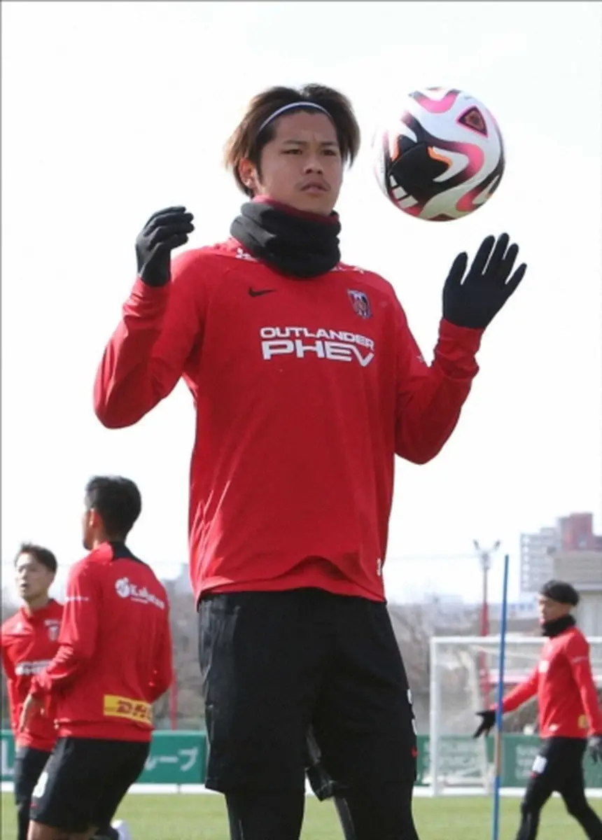 浦和の日本代表MF伊藤がJ1通算100試合出場　メモリアルマッチを今季開幕3試合連続先発で飾る