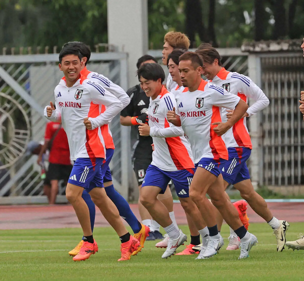 【画像・写真】MF遠藤航　U23日本代表OAラージ枠入り「認知しているし、選ばれたら代表に貢献したい」