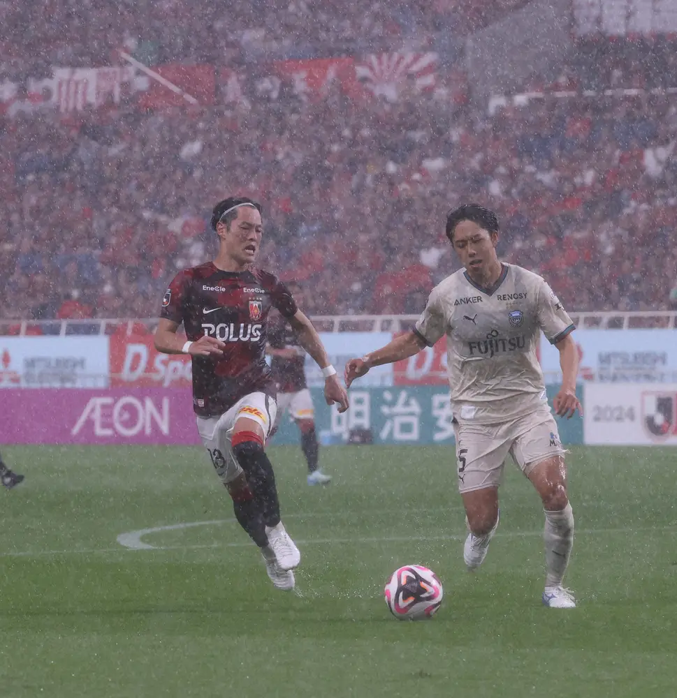 浦和―川崎F戦　異例！前後半で別の監督が指揮へ　雷雨中止時点からの再開試合決定、11・22埼スタ