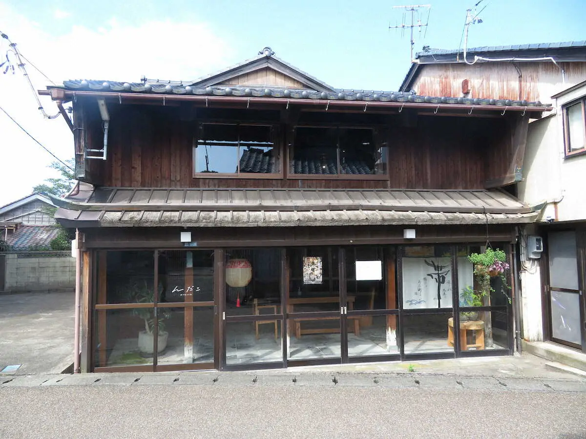 【福井】築150年「かぐら建て」町家が変身！風情あふれるゲストハウスでゆったりステイ