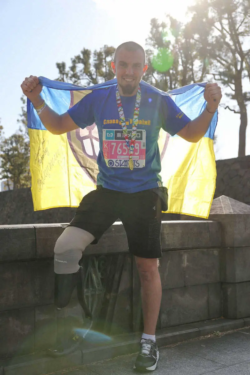 【東京マラソン】ウクライナから参加の義足ランナーも完走「母国と負傷した仲間のために走る」