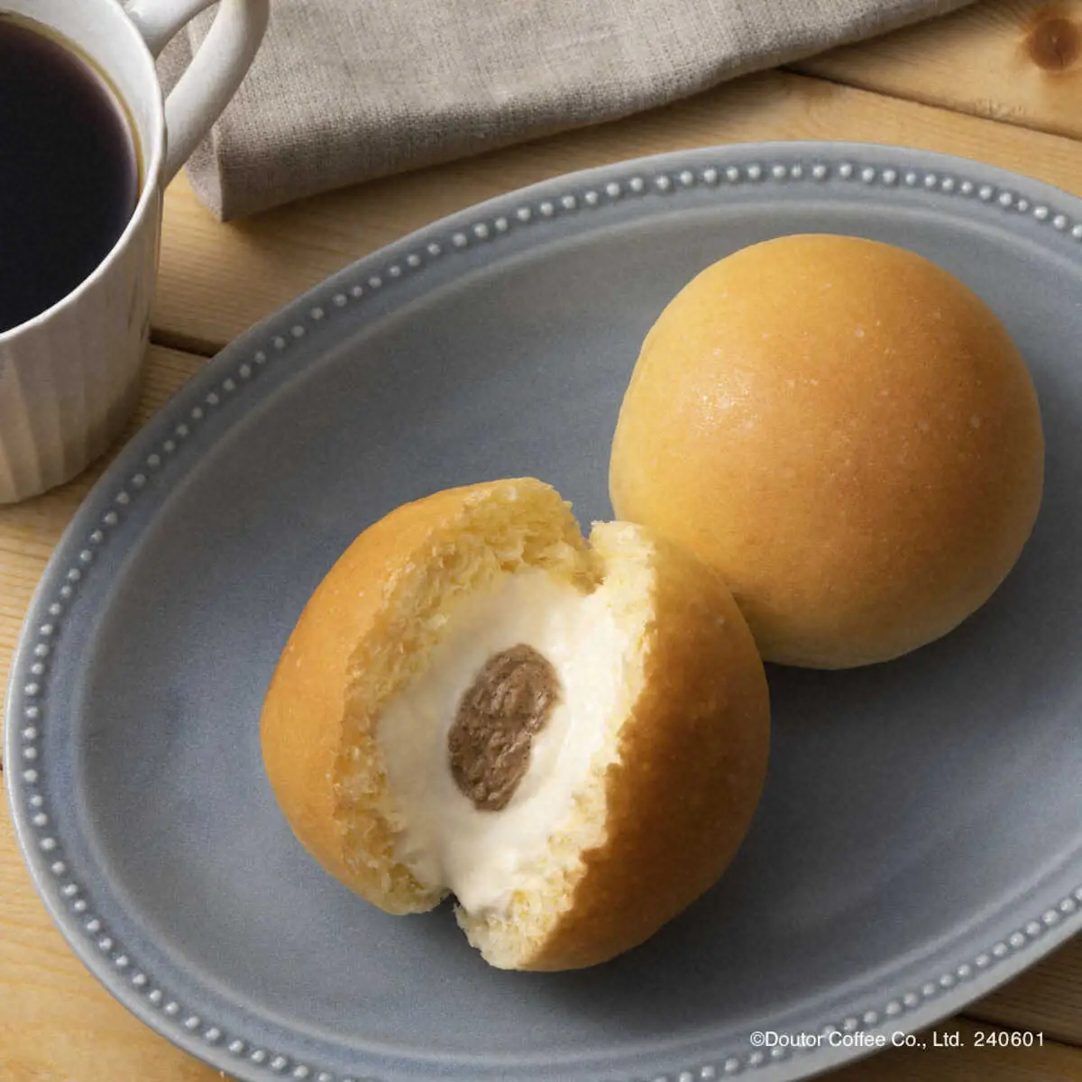 ドトールコラボのパン　ドトールコーヒー「カフェオレ　くりーむパン」