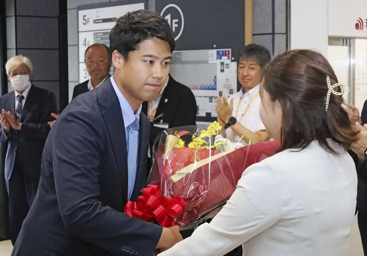 秋田県大館市で最年少市長誕生　27歳・石田健佑氏「若者が住みたいと思える町を」