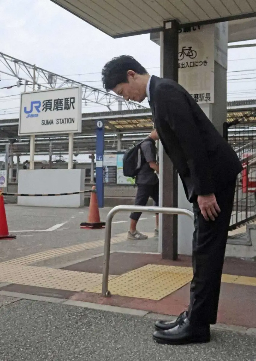 兵庫県知事選　11・17投開票　自動失職した斎藤氏は早速、街頭活動