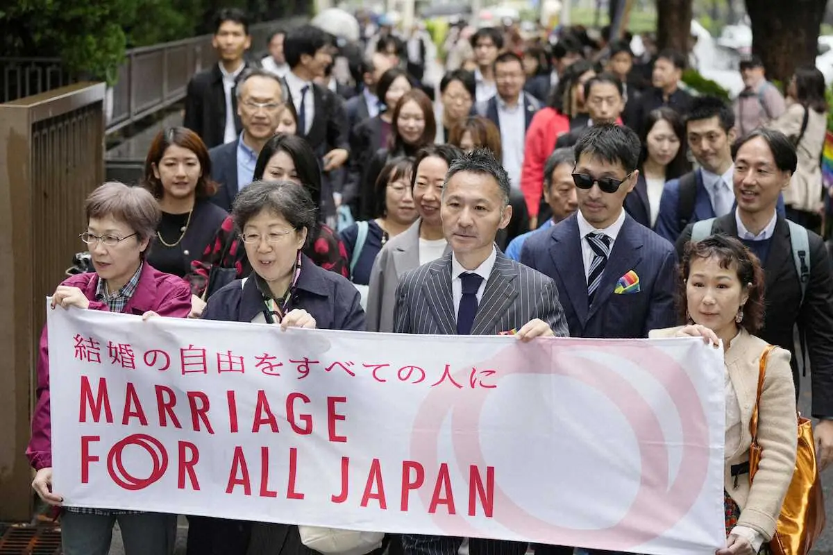 同性婚認めぬ規定「違憲」　同種訴訟4件目、東京高裁　賠償請求は退ける　カップルら7人原告