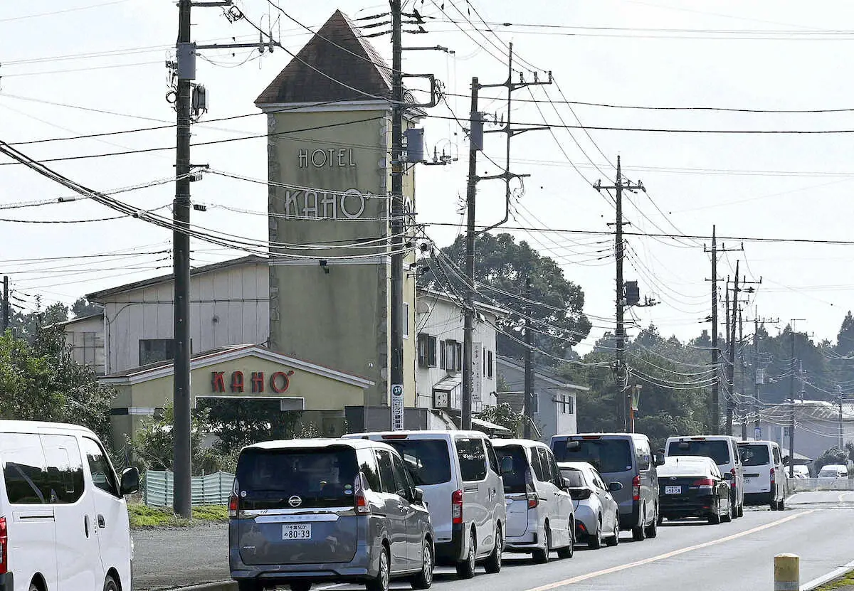 市原ラブホテルで強盗殺人か　女性従業員が手首縛られ首に傷　自動精算機が壊された客室も