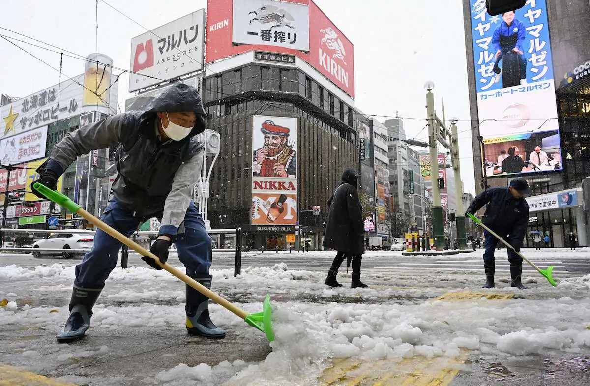 札幌で今シーズン初積雪　平年より6日早く　積雪6センチも