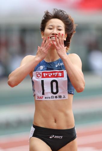 福島　世界選手権出場に望み、女子２００標準記録Ｂ突破