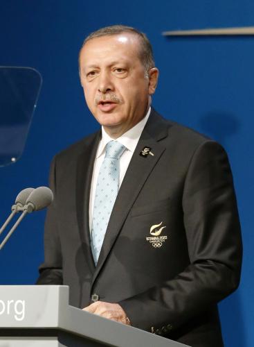 プレゼンテーションをするトルコのエルドアン首相