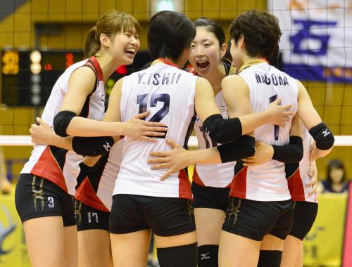 日本女子　３連勝で世界選手権切符　男子も２連勝