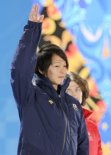 【画像・写真】平野＆平岡　授与式で笑顔「五輪のメダルは重くて違う」