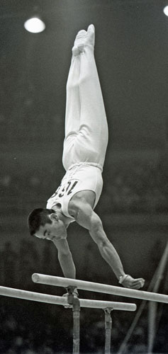 １９６８年、メキシコ五輪に出場した監物永三