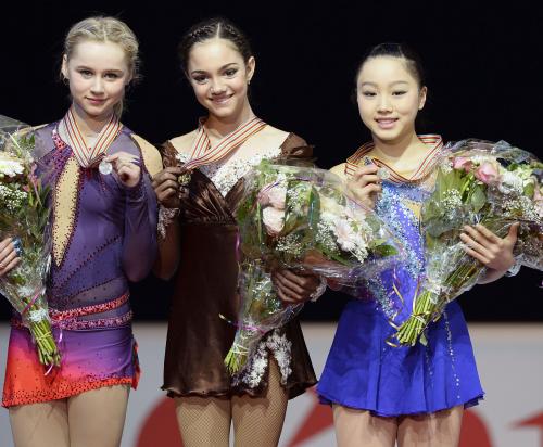 新葉３位　日本女子５大会ぶり表彰台「今シーズン一番の演技」