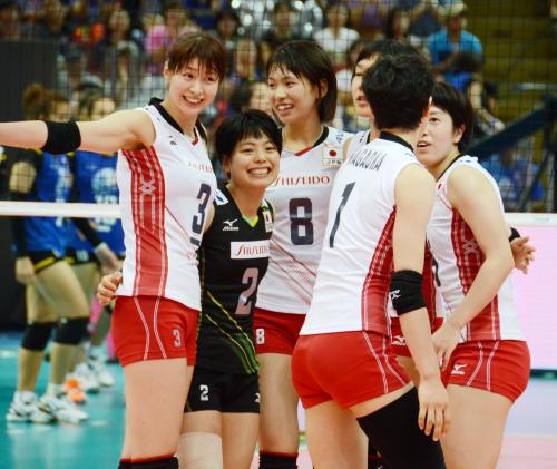 日本、快勝で初勝利　地元タイに３―０　女子ワールドＧＰ