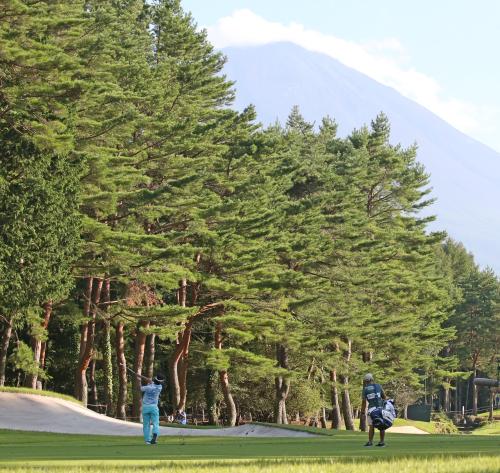 【画像・写真】市原弘　大満足のチップインバーディー３回「これは大きい」