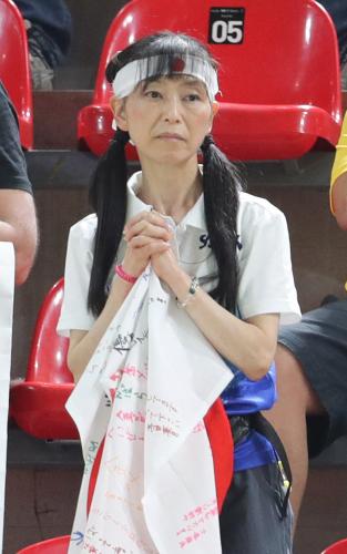 内村の母・周子さん　悲願の金メダルに夢見心地「現実じゃない気が…」