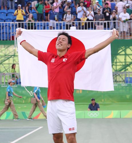 日本代表監督が錦織を称賛「彼のテニス人生に大きなものもたらす」