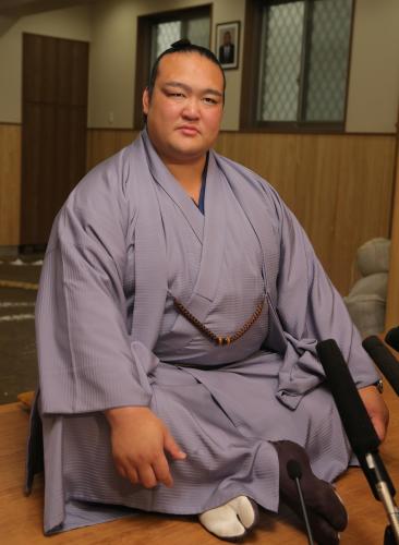 稀勢の里　悲願Ｖ＆綱獲りへ「早く自分でつかまえないと」