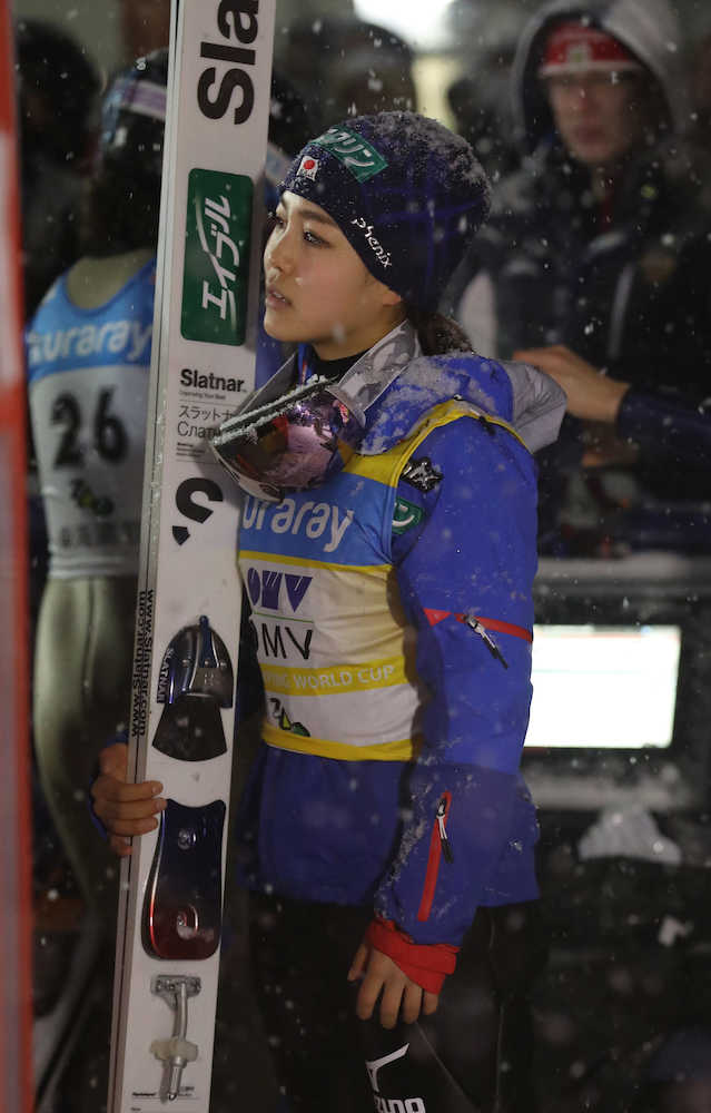 沙羅　初優勝の地・蔵王で試練　吹雪に苦しみ５０勝スルリ