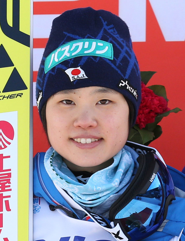 伊藤有希、初のＷ杯２連勝！沙羅０・８点差で２位、４戦勝利なし