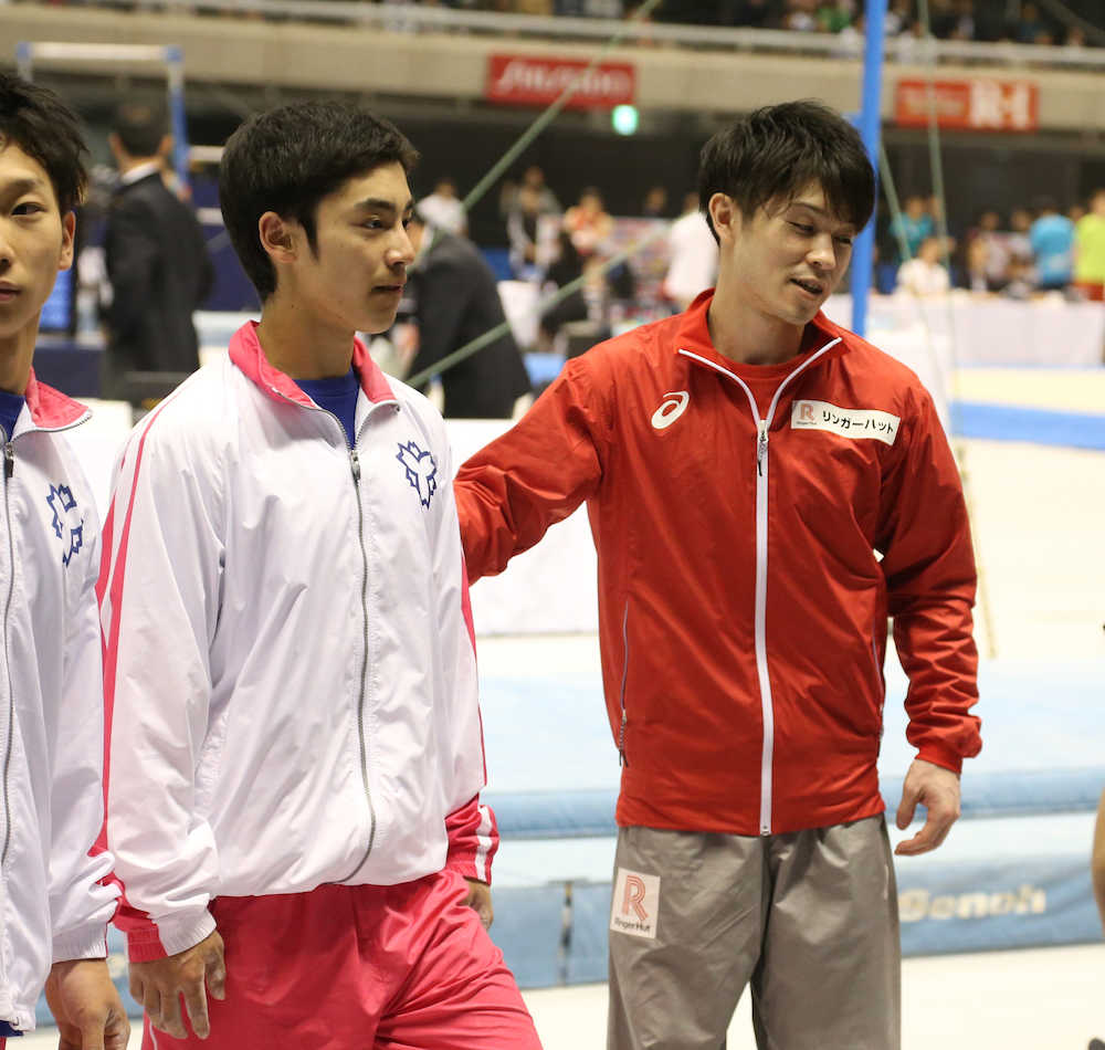 プロ初戦の内村　４位タイ　全日本個人総合選手権男子予選