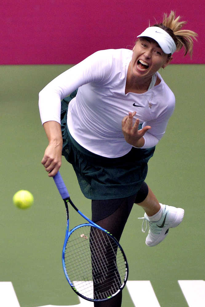 シャラポワが復帰後初Ｖ　女子テニス天津オープン