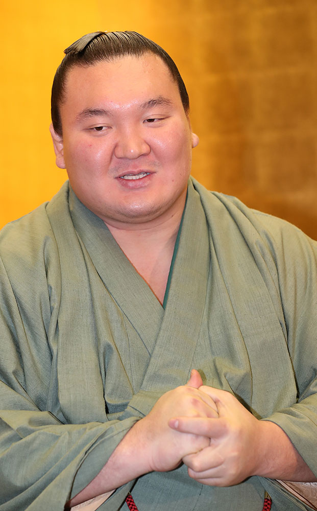 白鵬　報酬減額の処分に初言及「正面から受け止めるしかない」