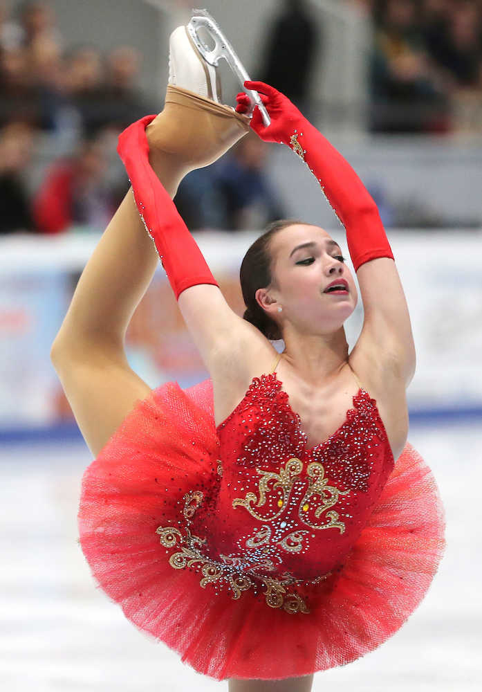 　ロシア選手権で初優勝したアリーナ・ザギトワ＝サンクトペテルブルク（タス＝共同）