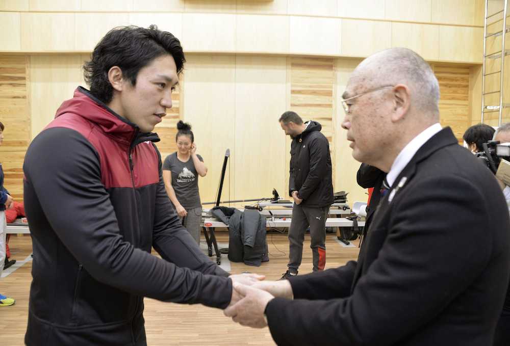 カヌー連盟・成田会長がスポーツ庁に謝罪「こんな大騒ぎを…」