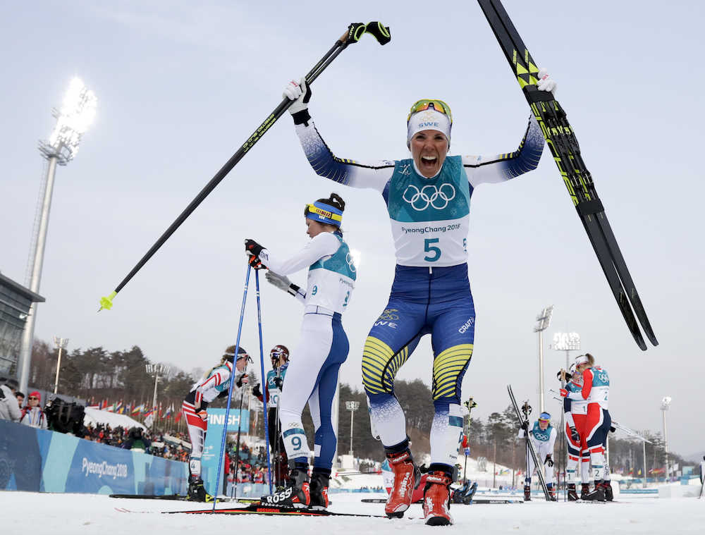 平昌五輪の金メダル第１号はスウェーデンのカッラ　女子スキーアスロンで優勝