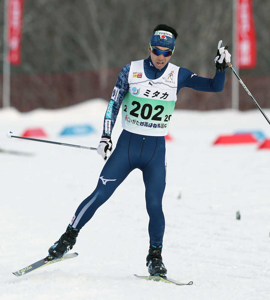 スキー国体複合成年男子Ａは清水連覇、前半飛躍の２０秒差逆転