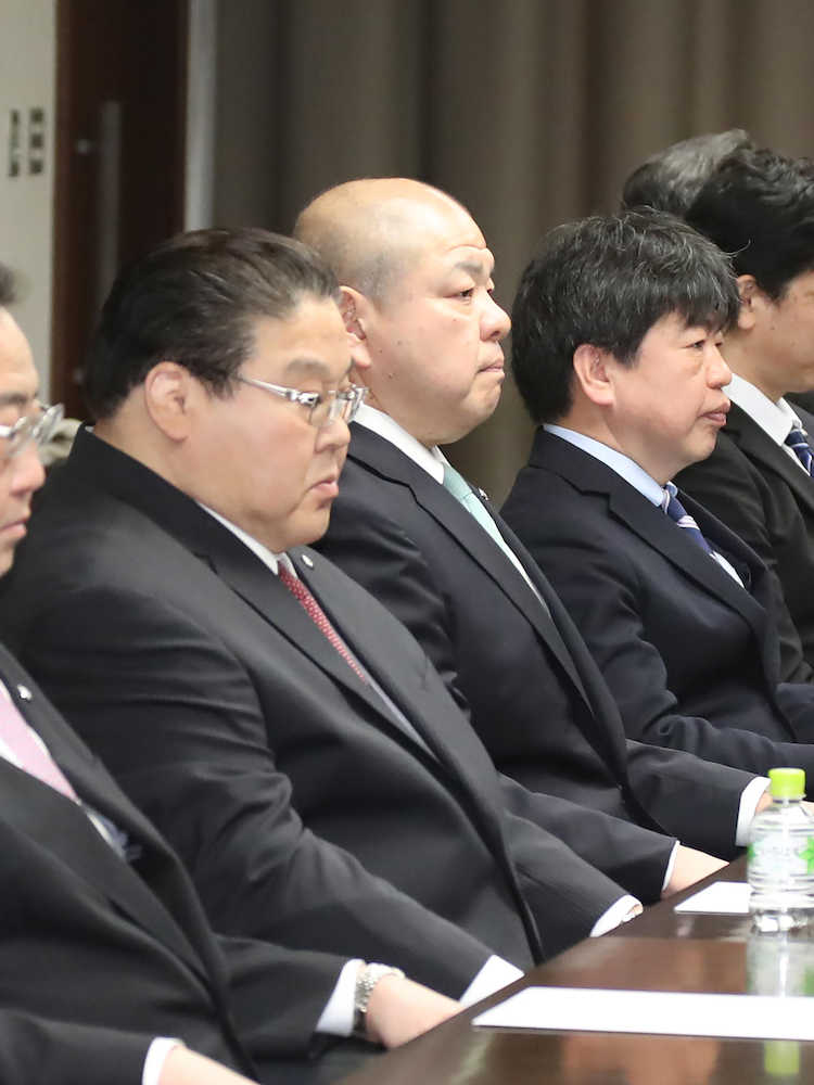 日本相撲協会　八角理事長の続投が決定　理事１０人も選任