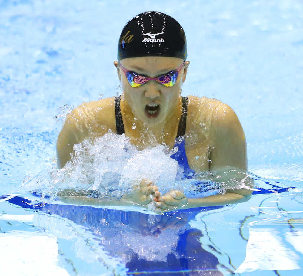 女子２００メートル平泳ぎ決勝　２位の渡部香生子