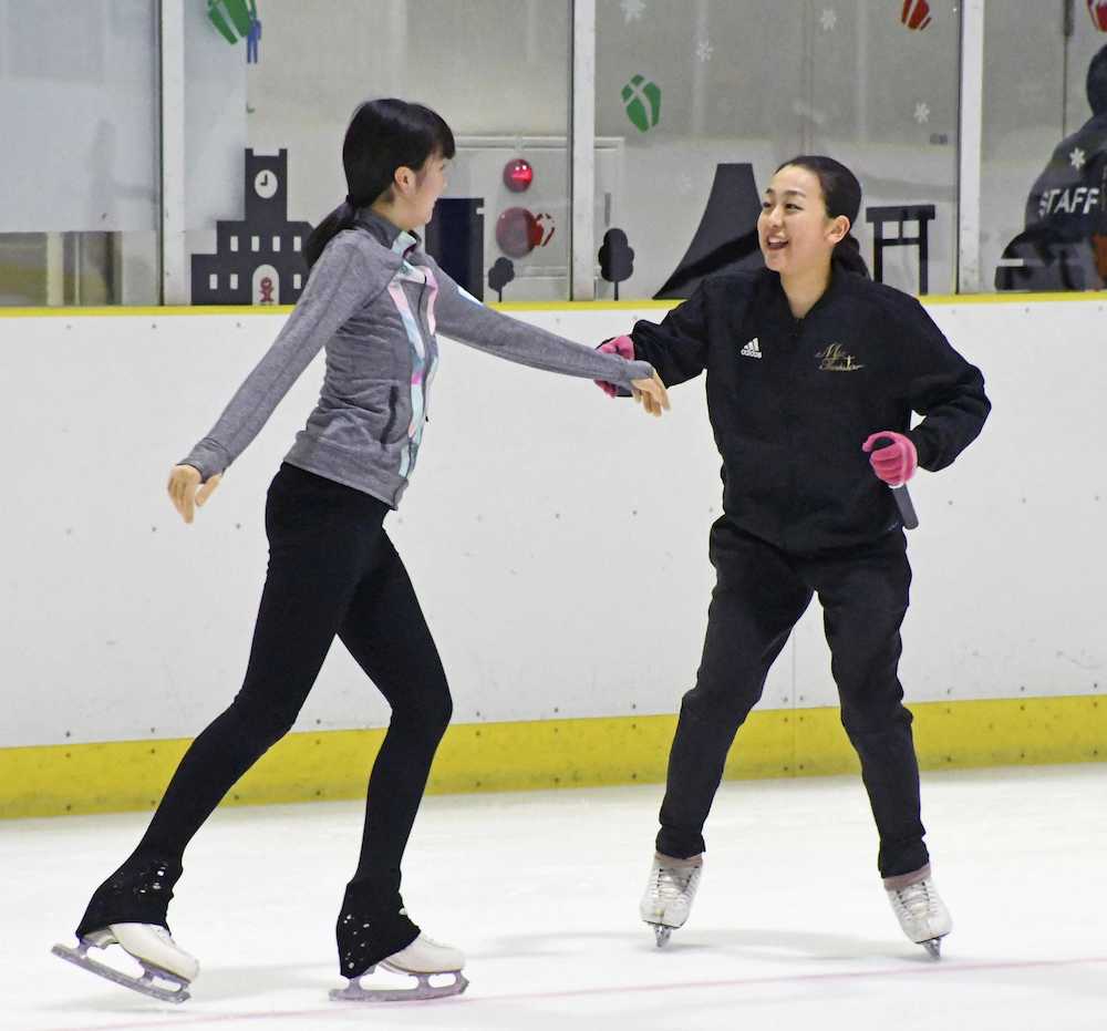 真央さん、新潟市内でスケート教室「感謝の気持ちを伝えたい」