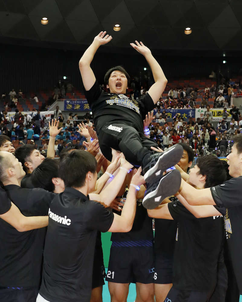 男子はパナ制し３冠、女子はＪＴ２年ぶりＶ　全日本選抜バレー