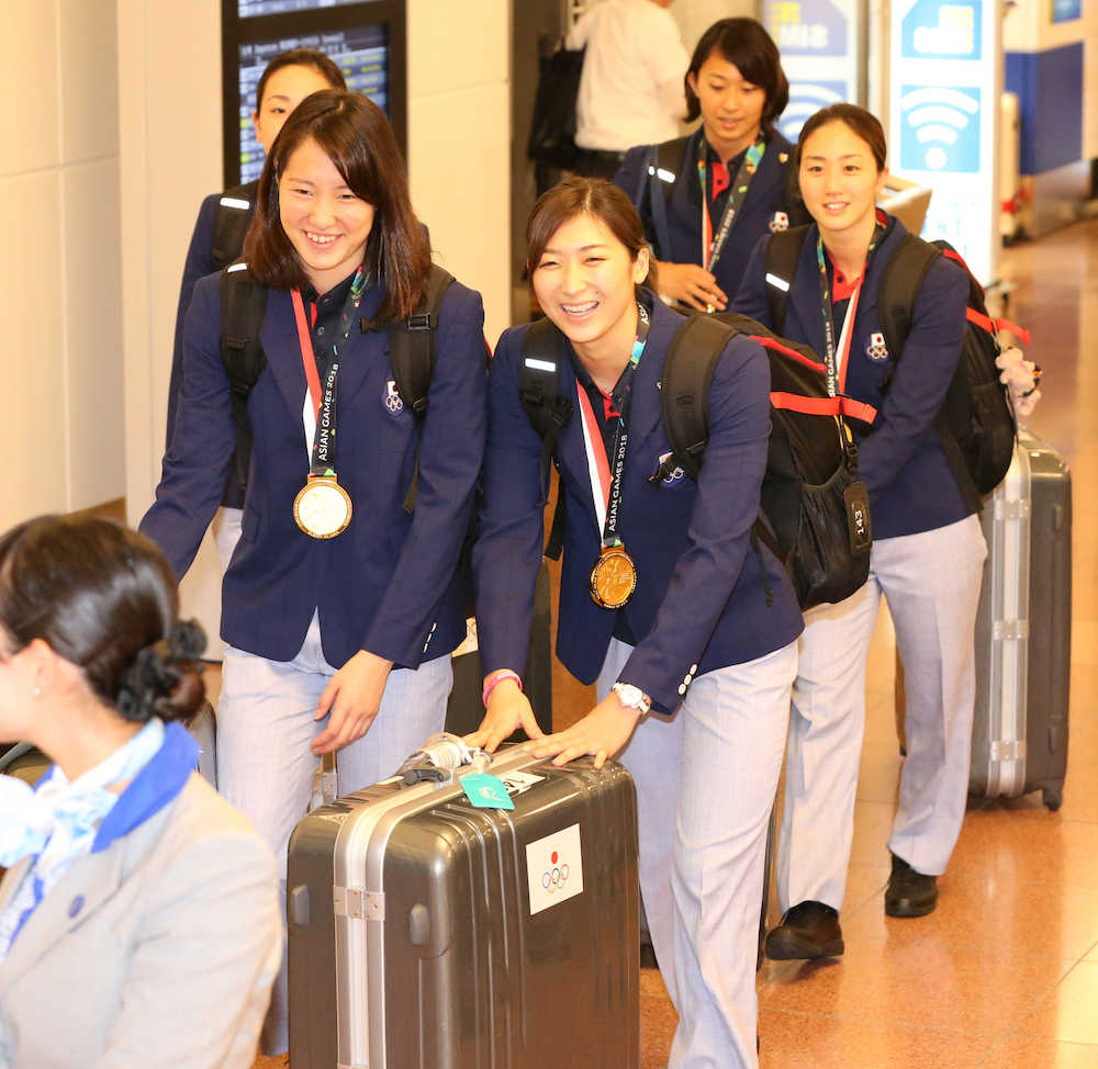 日本史上最多６冠の池江璃花子が帰国「しょうが焼き食べたい」
