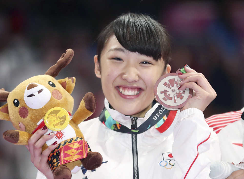 ＜アジア大会・トランポリン＞女子個人で銀メダルを獲得した森ひかる