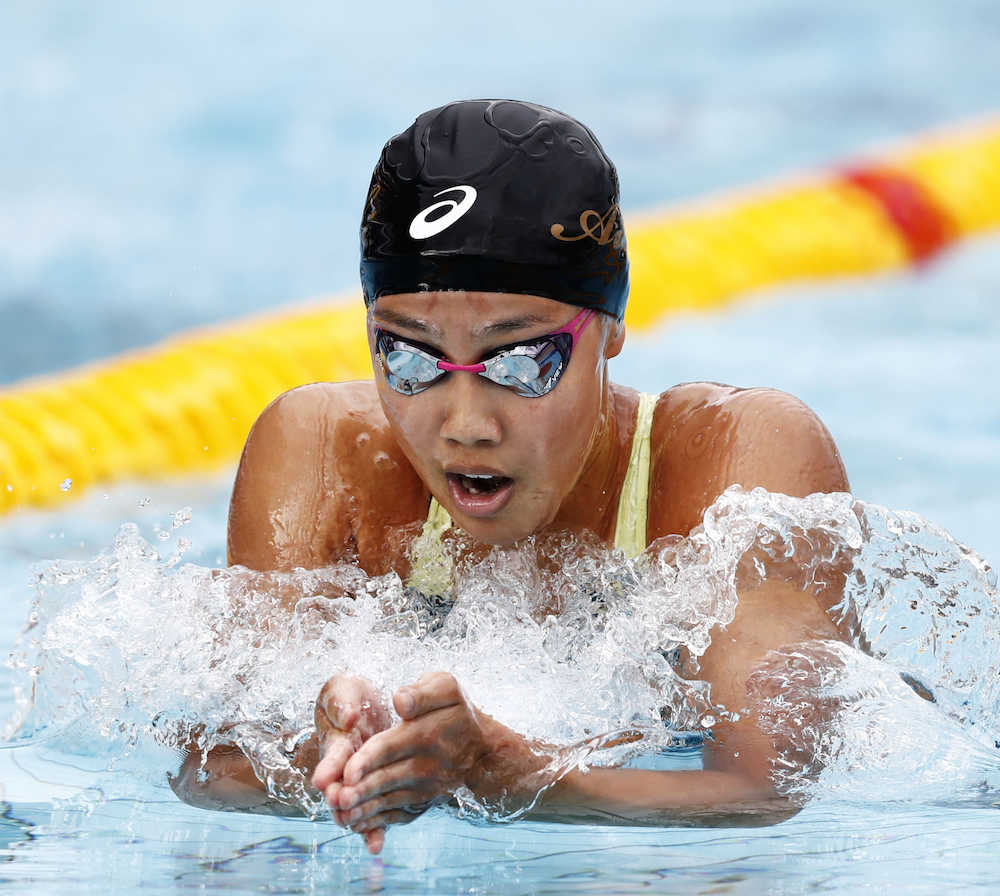 福井国体・競泳少年女子Ａ２００メートル平泳ぎ決勝　２分２３秒５０で優勝した愛知・今井月