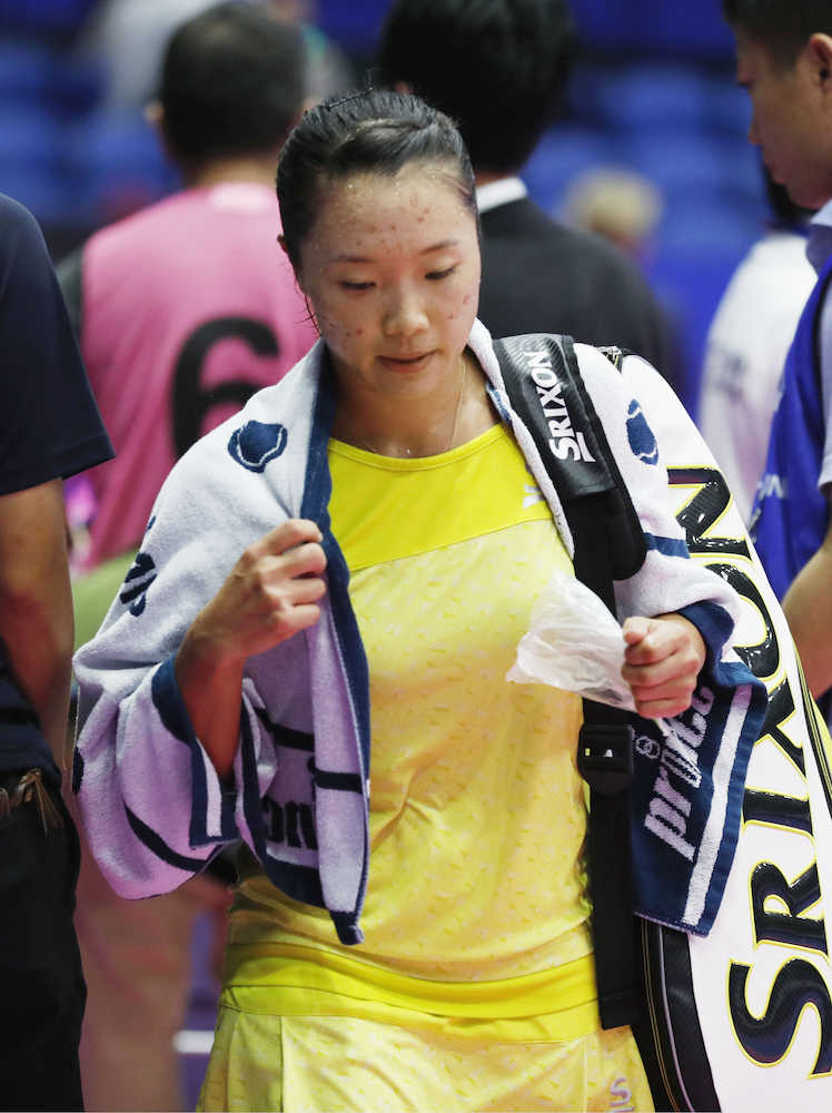 奈良は元世界１位アザレンカに敗れる　東レ女子テニス第２日