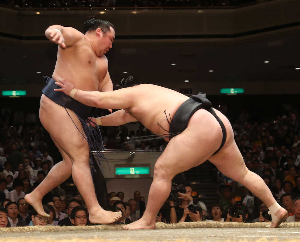 八角理事長　２差の大関・豪栄道に白鵬戦で「いい相撲を取ることが上につながる」