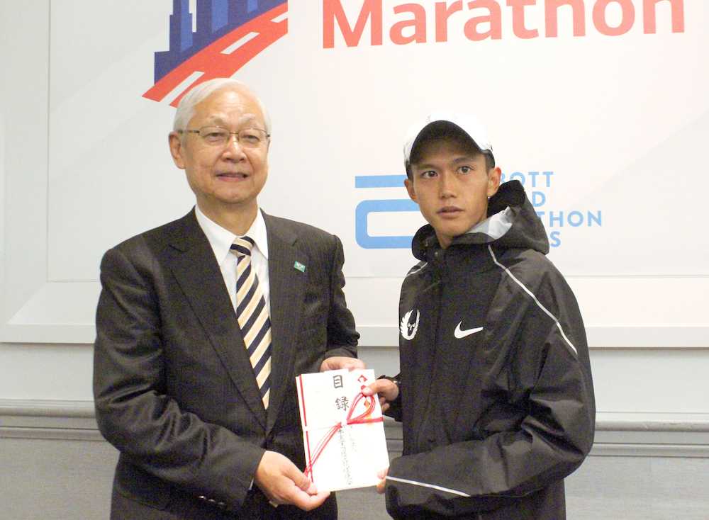 大迫、日本新！フルマラソン３度目で夢の“５分台”１億円も獲得