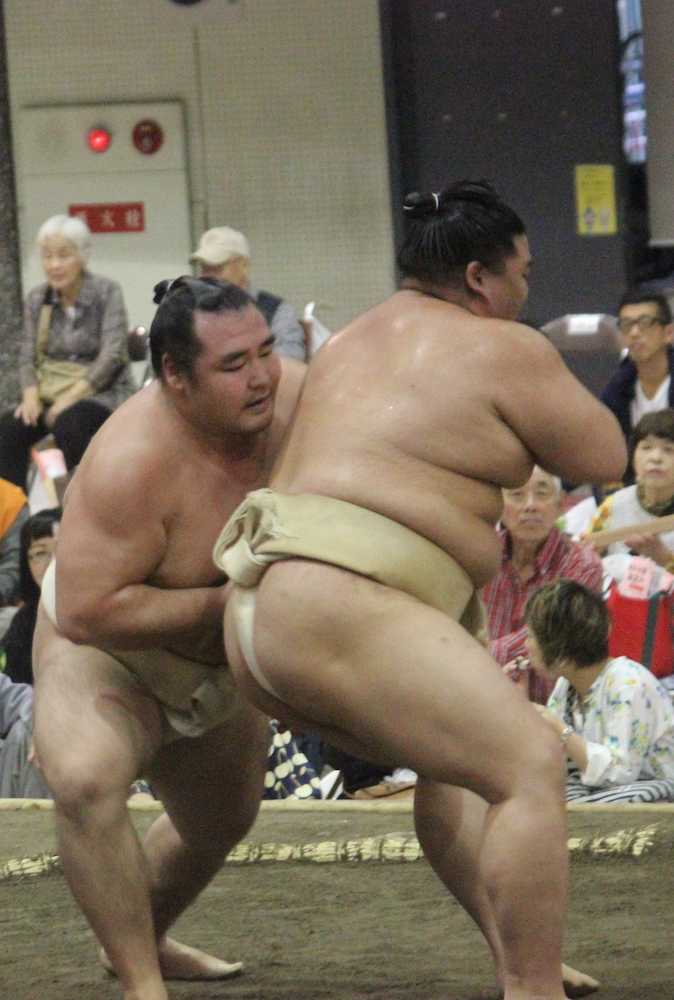 鶴竜　今巡業で初めて相撲取り正代と８番で全勝　高安は大栄翔を相手に５勝３敗